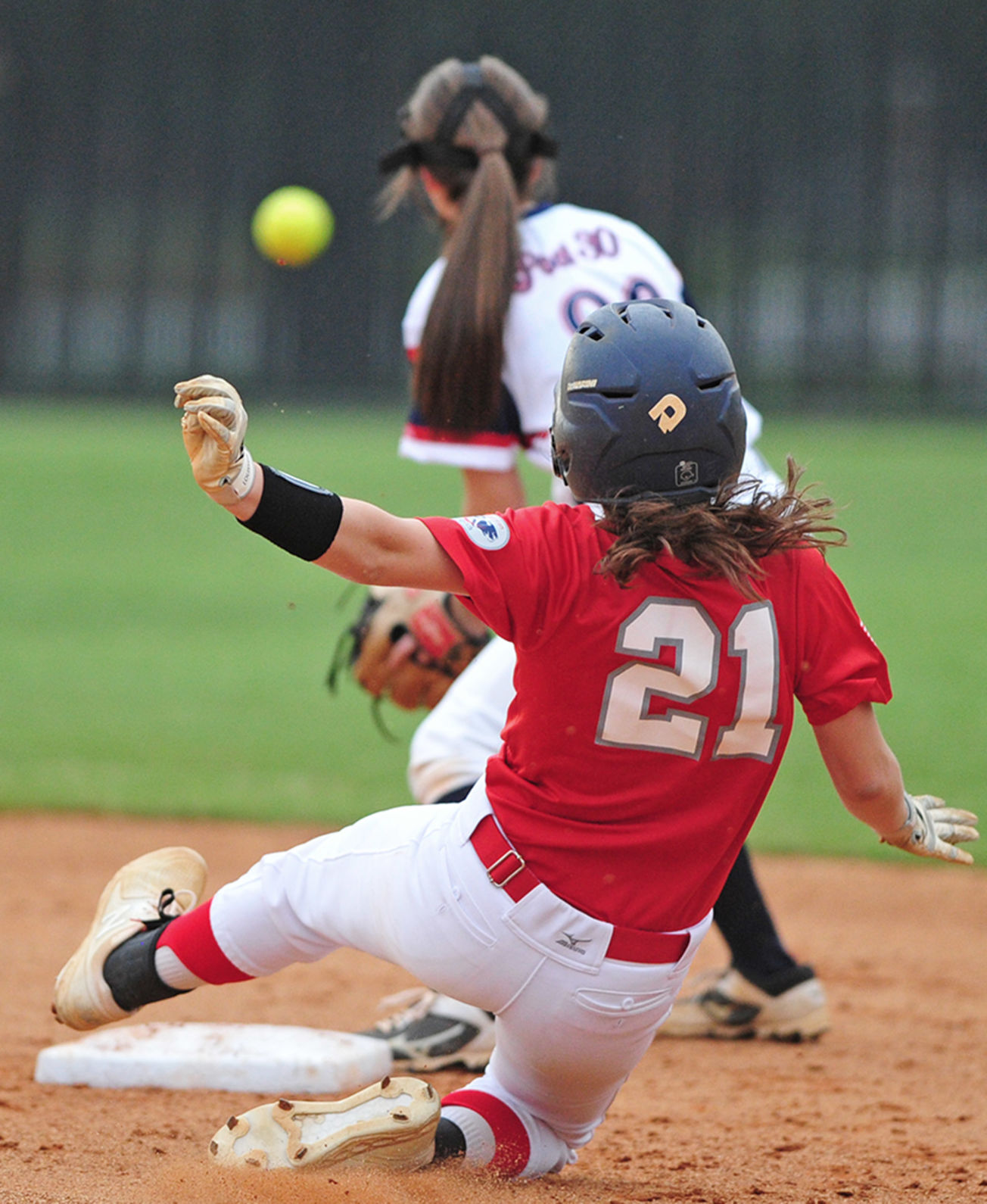 Hickory legion softball sweeps Lincoln in doubleheader